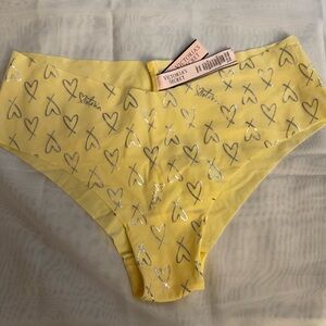 Victoria's Secret heart-full Yellow/foil 💛 iconic VS sexy panty - NWT - Size S